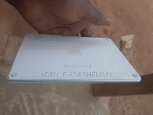 Apple Magic Trackpad 2