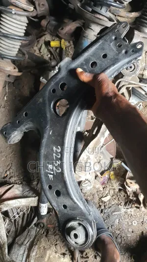 Low Arms Golf 4