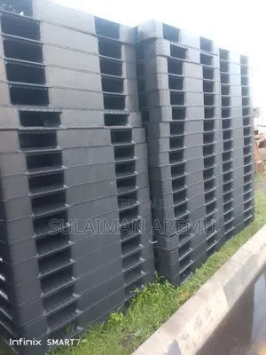 Standard Quality Plastic Pallert to Carry Goods