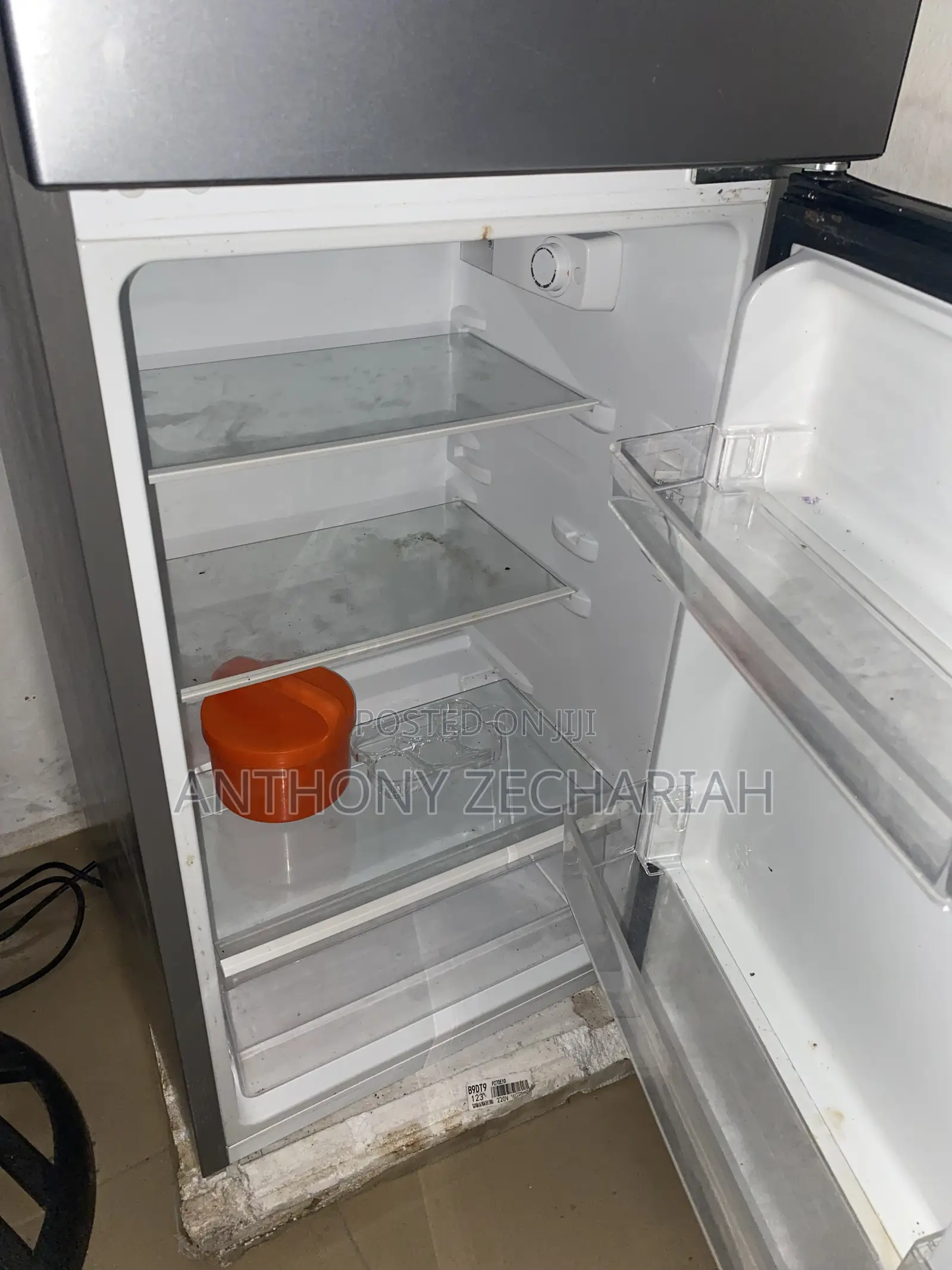 Refrigerator