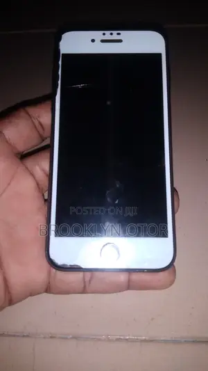 Apple iPhone 7 32 GB Black