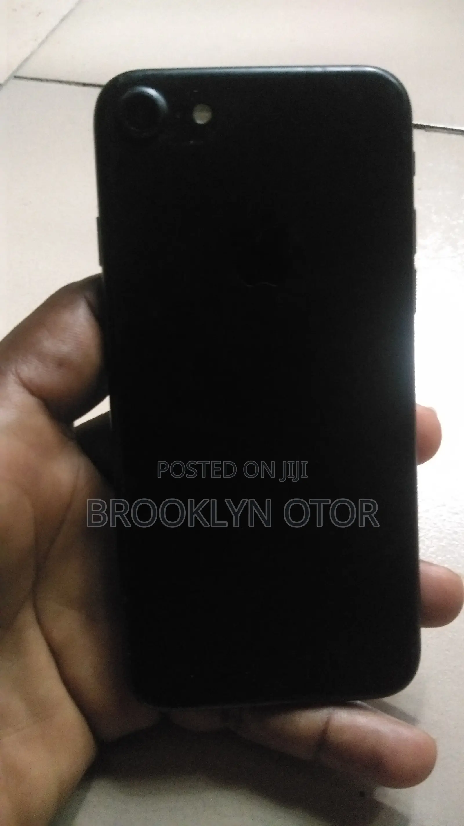 Apple iPhone 7 32 GB Black