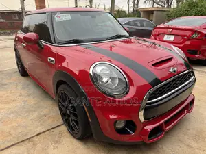 Mini Cooper S 2dr Hatchback (2.0L 4cyl Turbo 6M) 2015 Red