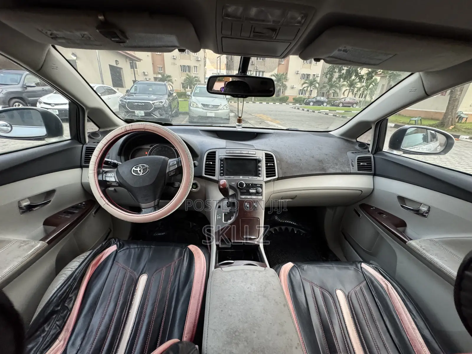 Toyota Venza XLE 2012 Silver