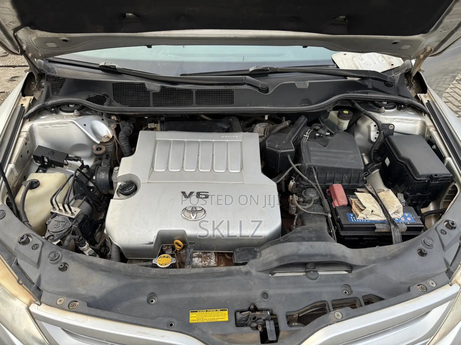 Toyota Venza XLE 2012 Silver