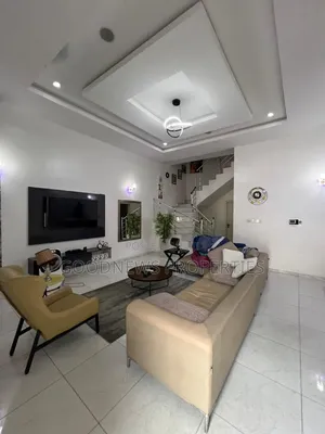 Furnished 4bdrm Duplex in Chevron for rent