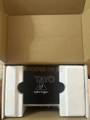 Behringer U-Phoria Umc202hd (Original Neatly Used Sound Card)