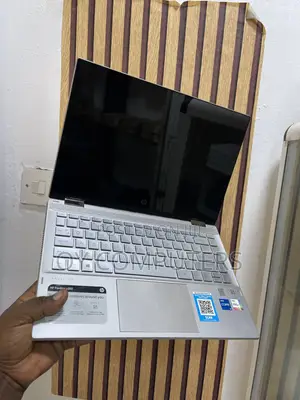 Laptop HP Pavilion 14 x360 2-in-1 8GB Intel Core i5 SSD 256GB