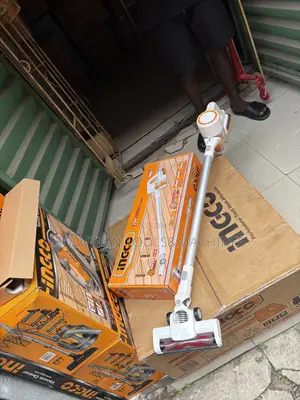 Lithium-Ion Battery Vacuum Cleaner