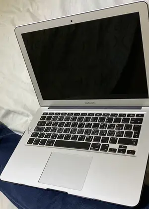 Laptop Apple MacBook Air 2017 8GB Intel Core i5 HDD+SSD 128GB