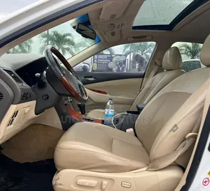 Lexus ES 350 2011 White