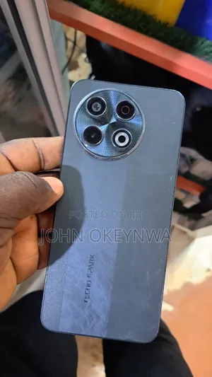 Tecno Spark 30 Pro 256 GB Black