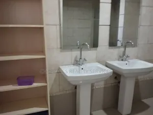 3bdrm Apartment in Akin Olugbade for rent