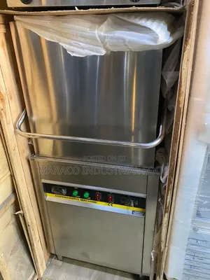 Industrial Dish Washer