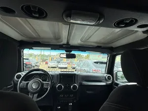 Jeep Wrangler Sahara 4x4 2016 Black