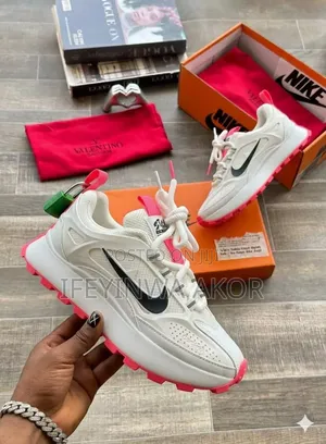 Nike Sneakers