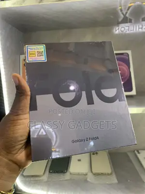 New Samsung Galaxy Z Fold4 256 GB Black