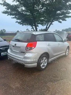 Toyota Matrix 2004 Silver