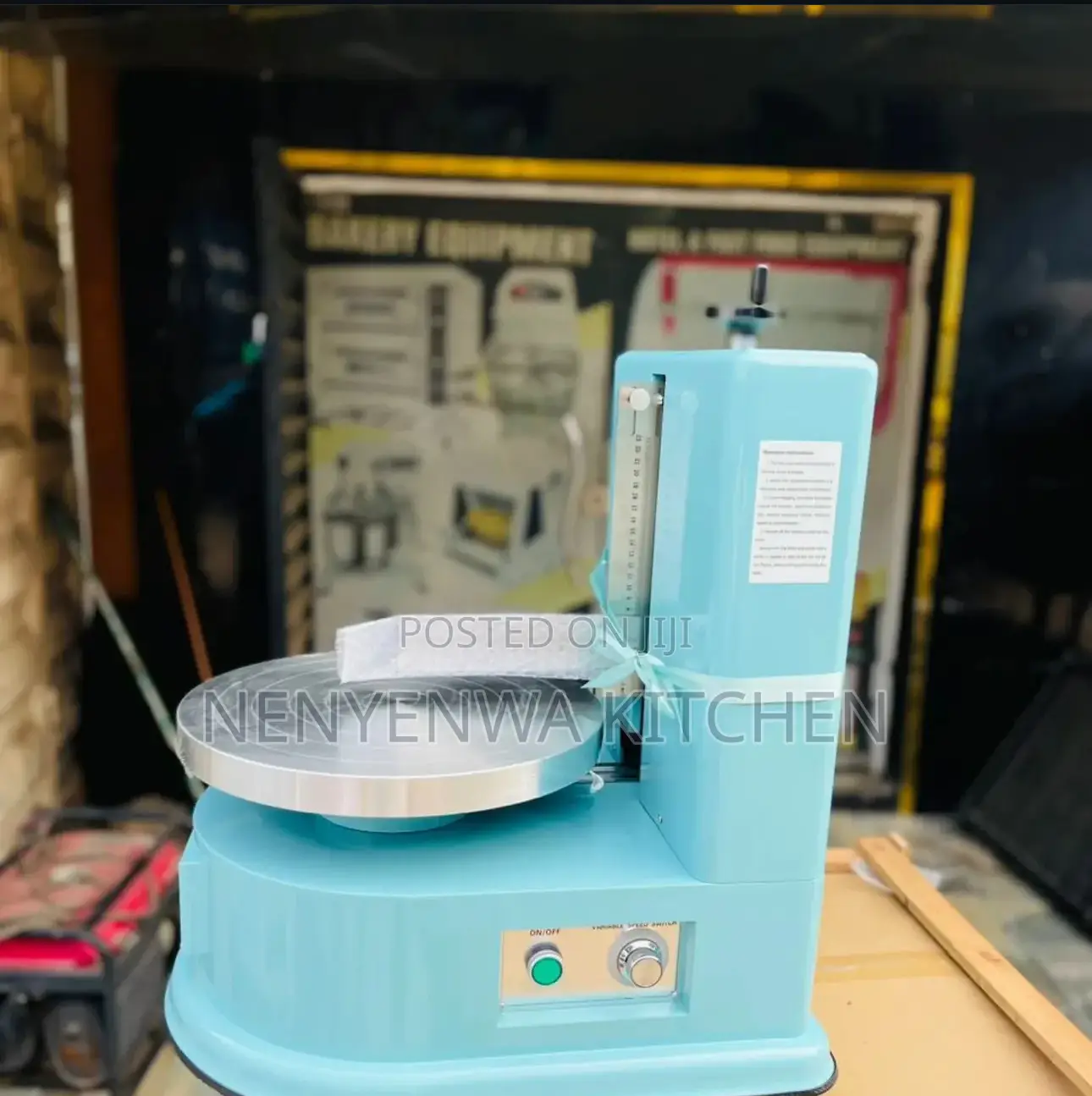 Cake Plastering Machine
