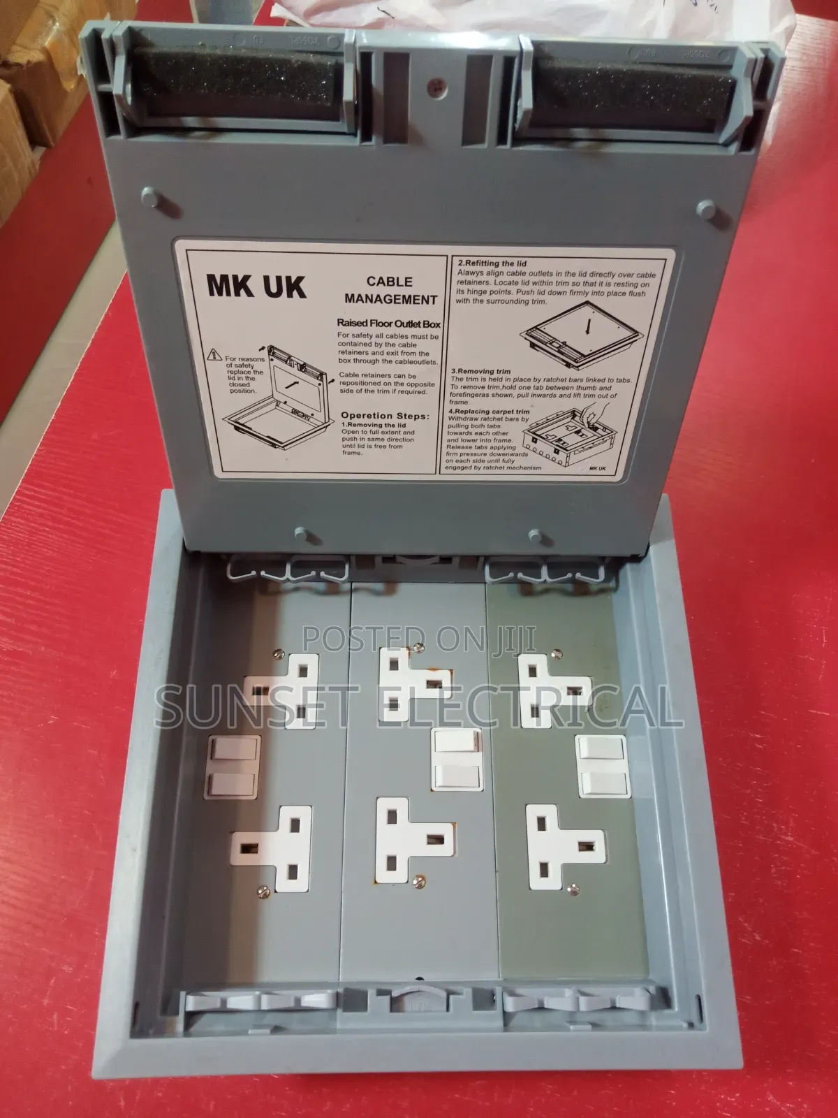 Floor Box With 6 Socket