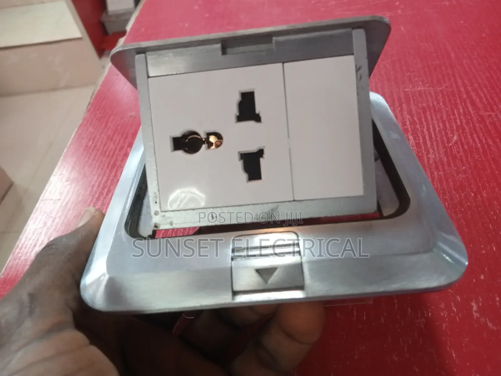 Single Floor Socket