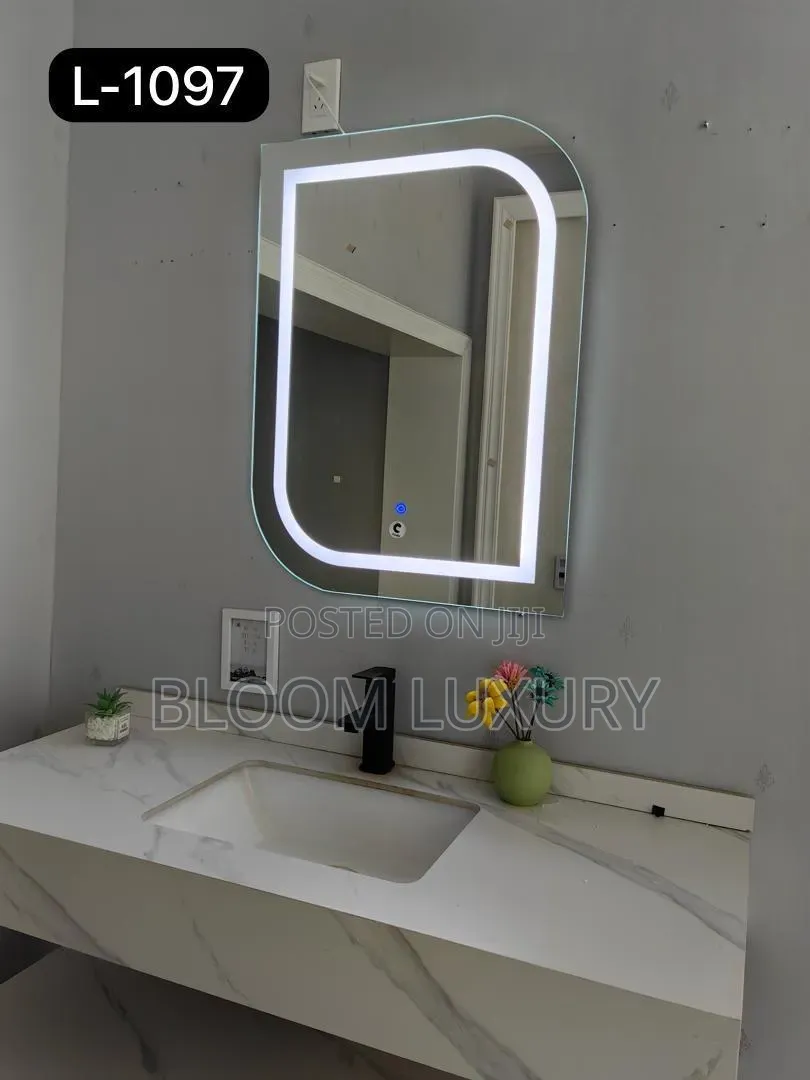 Single Light Led Mirror