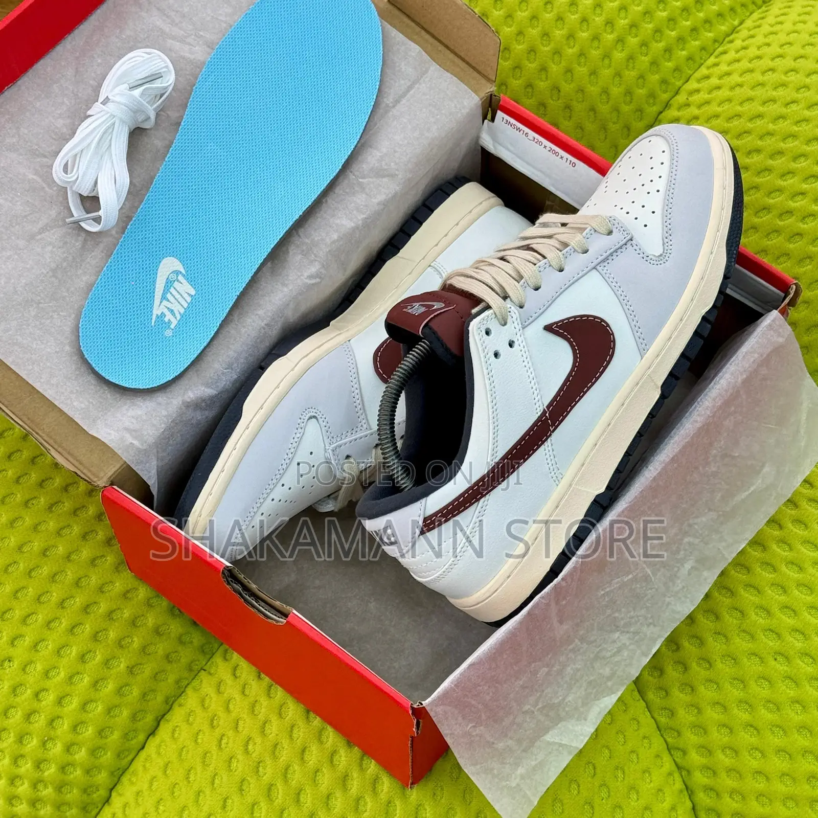 Original Nike Dunk Low “Dark Pony Soft Pearl”