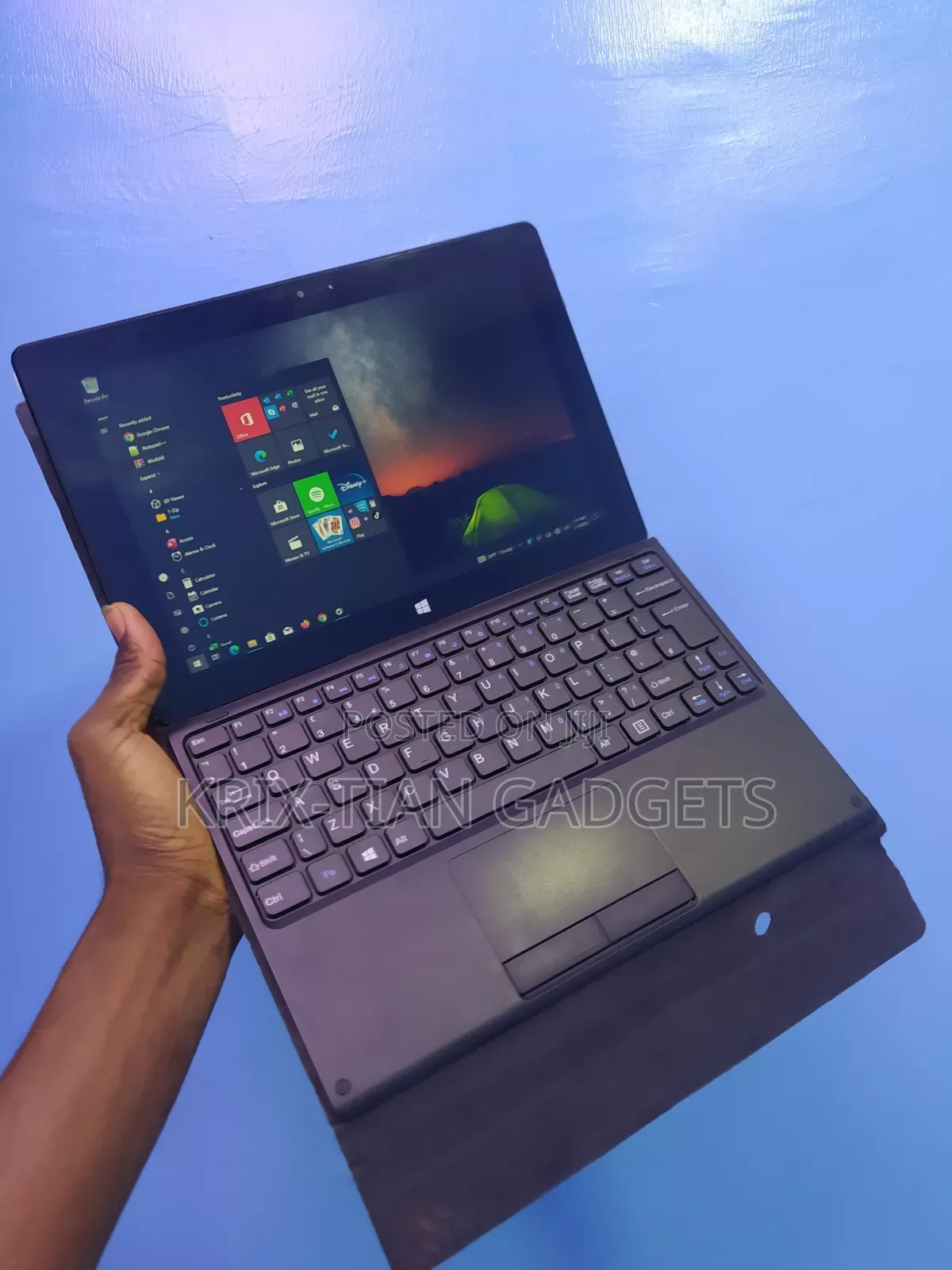 Laptop 4GB Intel Celeron eMMC 60GB