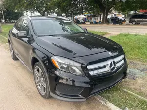 Mercedes-Benz GLA 250 2015 Black