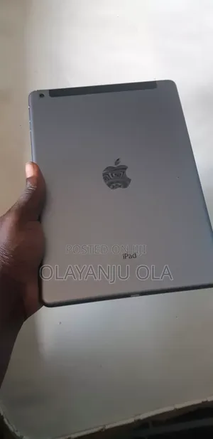 Apple iPad Air 32 GB Silver