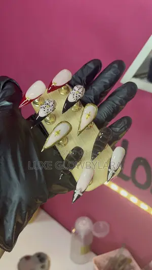 Press on Nails