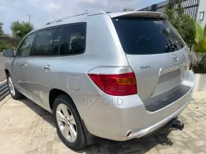 Toyota Highlander Limited 2010 Silver