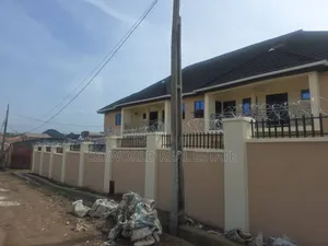 3bdrm Apartment in Olusoji Oluyole, Akala Express for rent