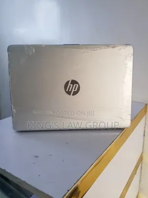Laptop HP 14-ep0063 8GB Intel Pentium SSD 256GB