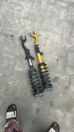 Front Shocks C300 2015 Model (W205)