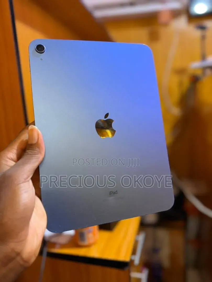 New Apple iPad 10.2 (2021) 1 TB Black