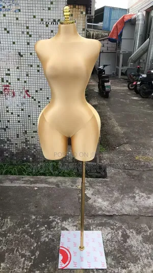 Fully Pinnable Bbl Mannequin