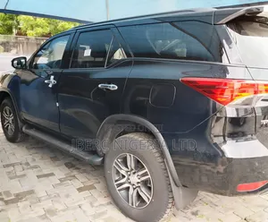 New Toyota Fortuner 2025 Black
