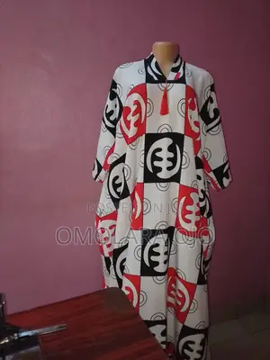 Larryemi Bespoke
