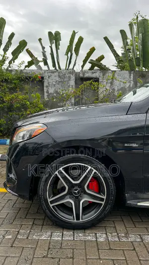 Mercedes-Benz GLE-Class 2018 Black