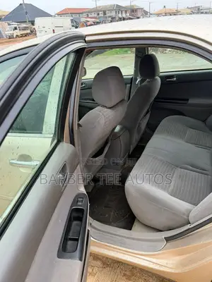 Toyota Camry 2006 Gold