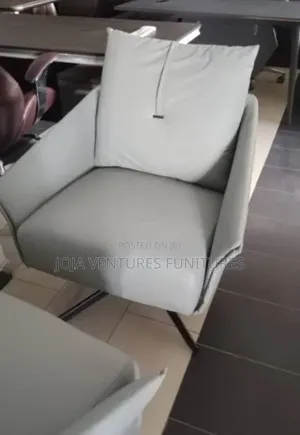 Office Lounge Chair
