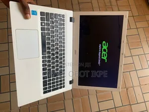 Laptop Acer Aspire E5-573 6GB Intel Core i3 HDD 320GB