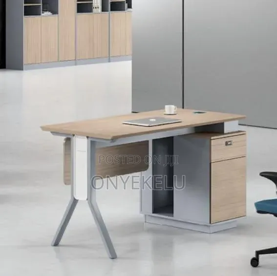 Semi Executive Table