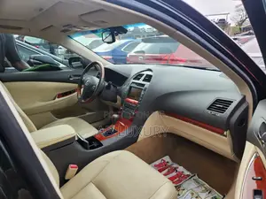 Lexus ES 350 2011 Black