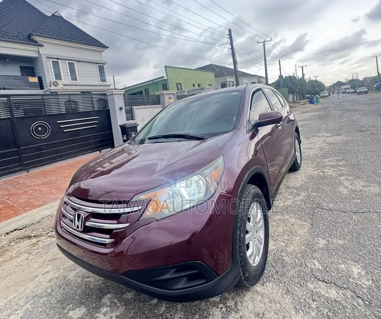 Honda CR-V 2012 Red