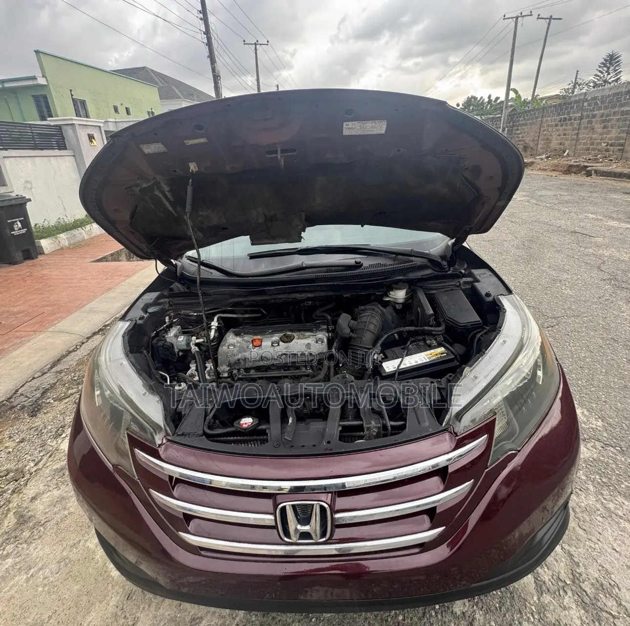 Honda CR-V 2012 Red