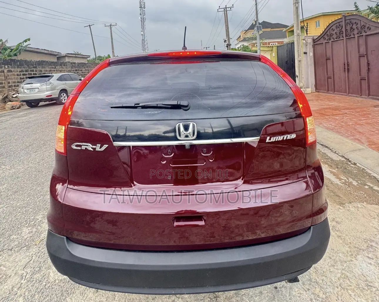 Honda CR-V 2012 Red