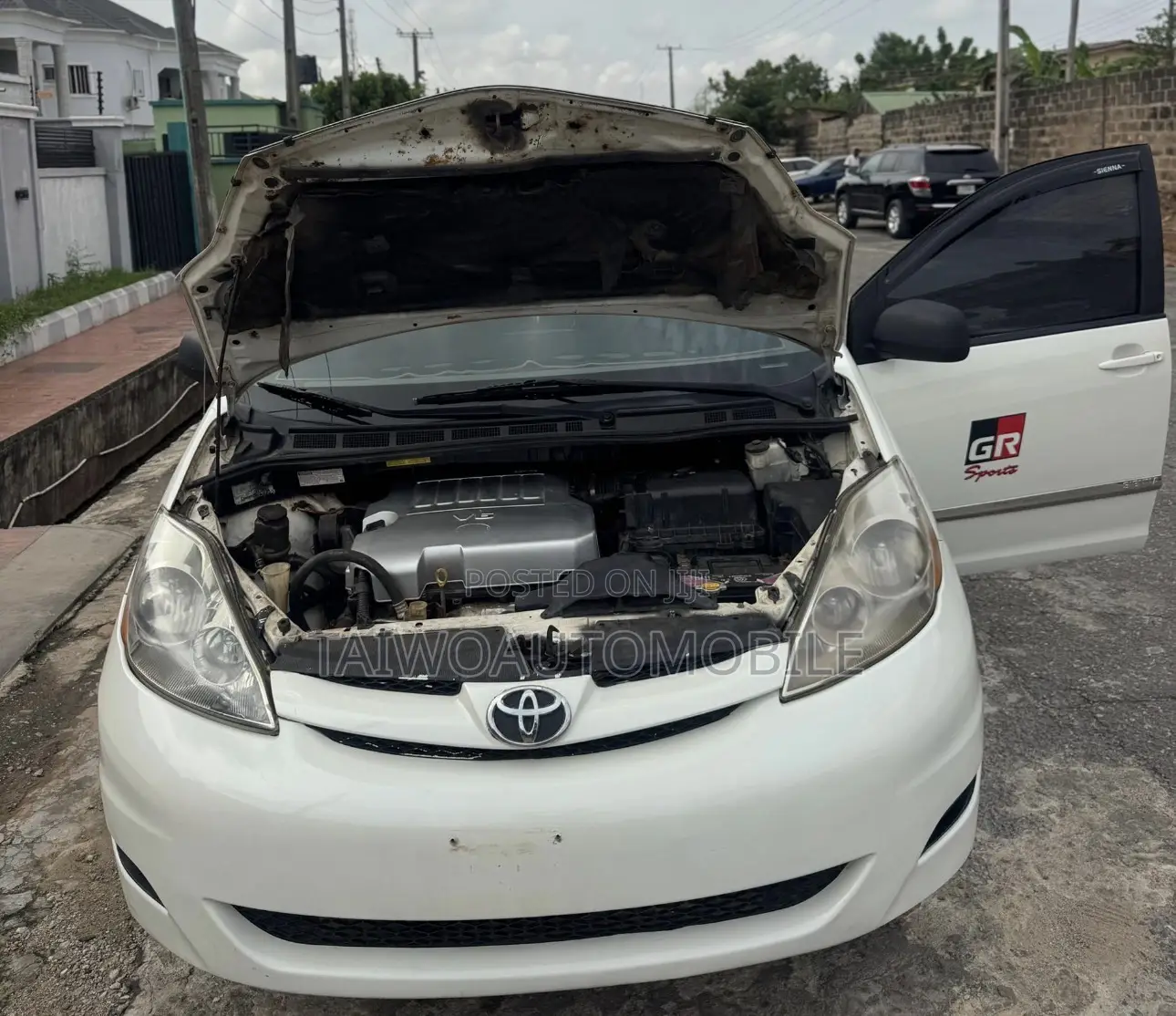 Toyota Sienna 2008 White