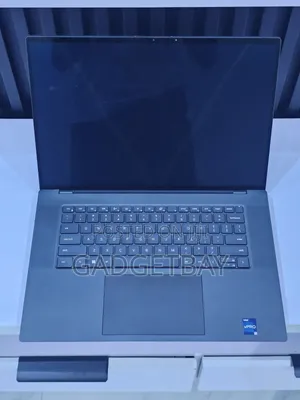Laptop Dell Precision 5680 64GB Intel Core i7 SSD 1T